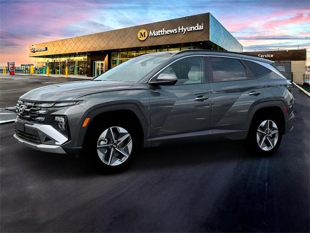 new 2025 Hyundai TUCSON Hybrid car, priced at $36,510