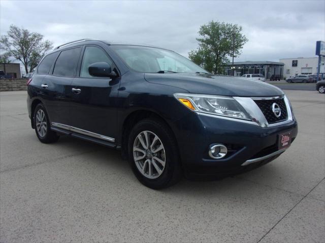 used 2015 Nissan Pathfinder car, priced at $8,999