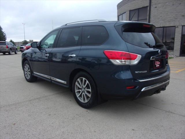 used 2015 Nissan Pathfinder car, priced at $8,999
