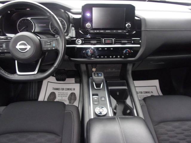 used 2022 Nissan Pathfinder car, priced at $25,999