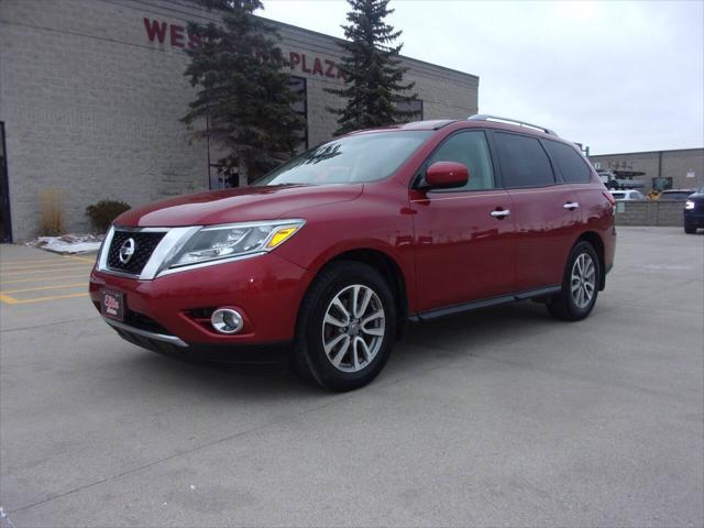 used 2015 Nissan Pathfinder car, priced at $8,499