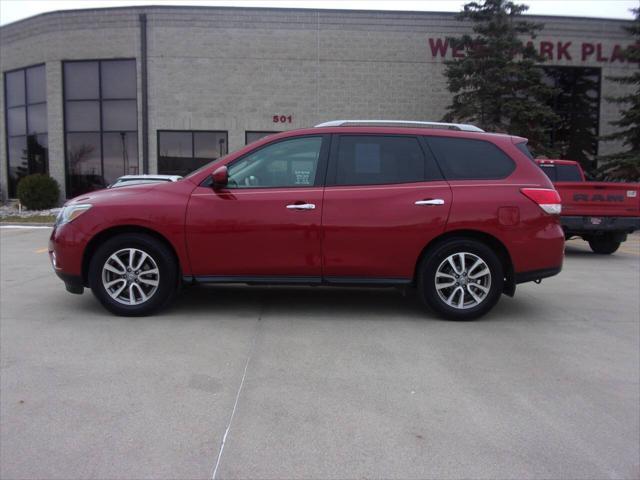 used 2015 Nissan Pathfinder car, priced at $8,499