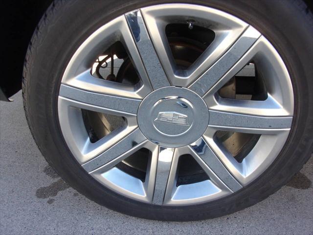 used 2019 Cadillac Escalade ESV car, priced at $34,999