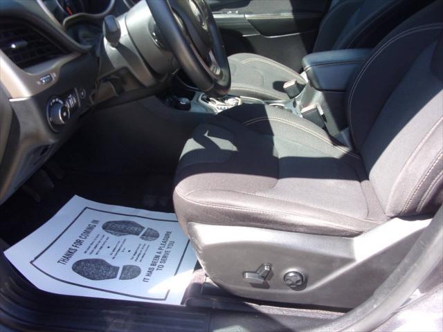 used 2016 Jeep Cherokee car, priced at $9,999