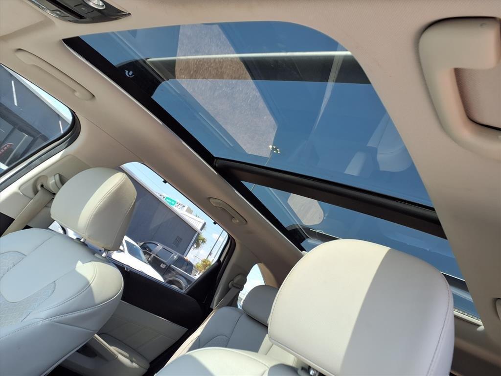 used 2024 Kia Sorento Plug-In Hybrid car