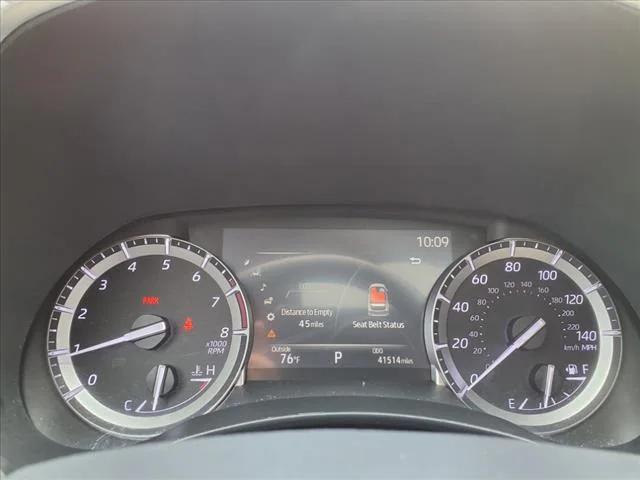 used 2022 Toyota Highlander car, priced at $35,890