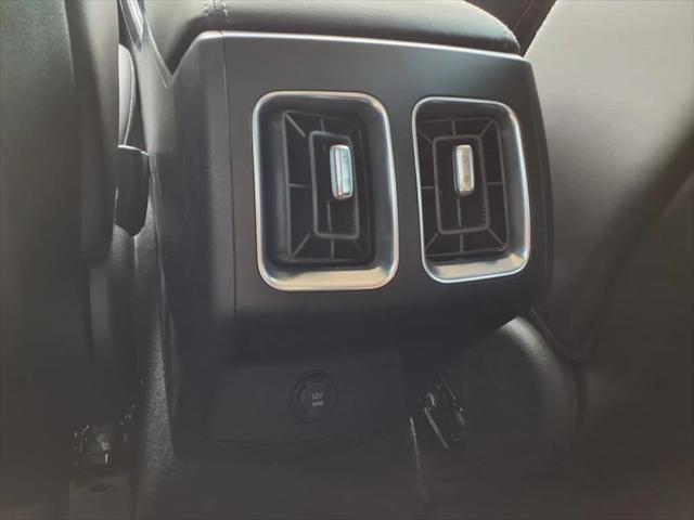 used 2025 Kia Sorento car, priced at $36,900