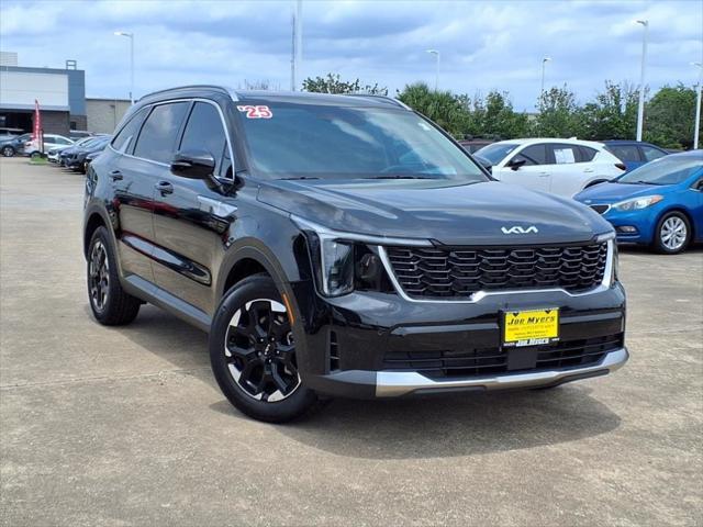 used 2025 Kia Sorento car, priced at $36,900