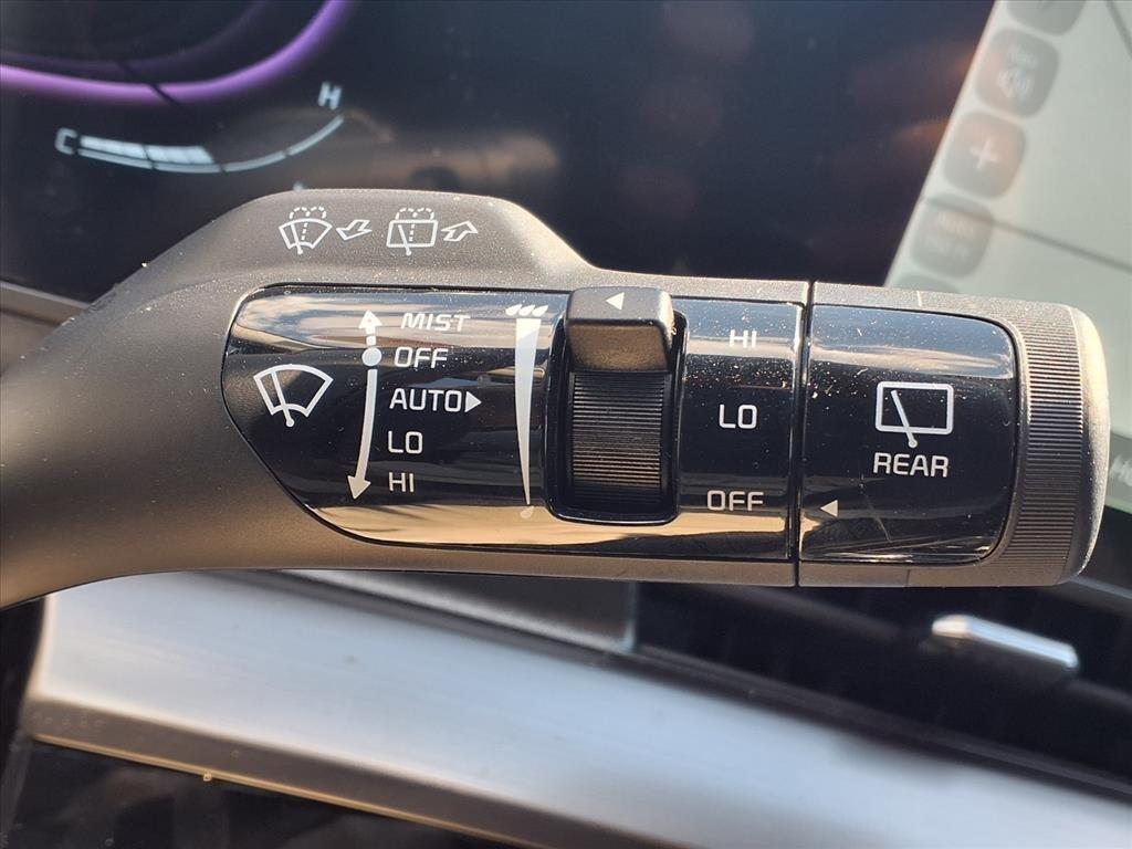 used 2025 Kia Sportage car, priced at $28,800