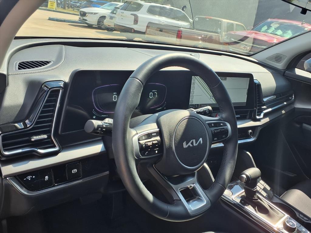 used 2025 Kia Sportage car, priced at $28,800