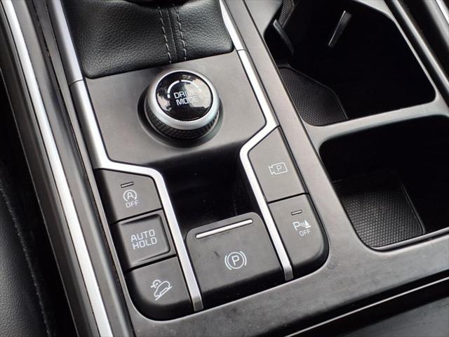 used 2022 Kia Sorento car, priced at $30,800