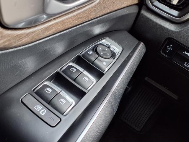 used 2022 Kia Sorento car, priced at $30,800