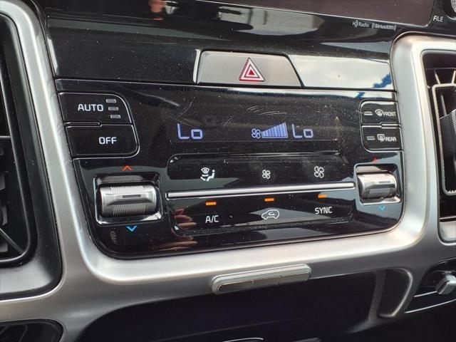 used 2022 Kia Sorento car, priced at $30,800