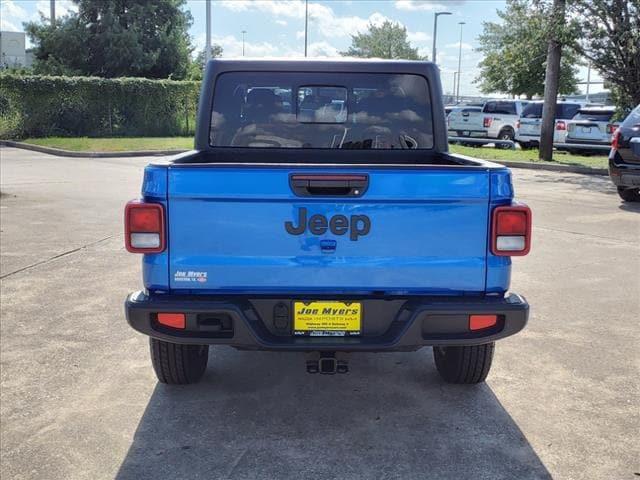 used 2022 Jeep Gladiator car, priced at $30,400