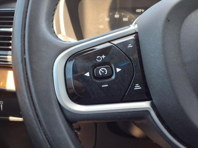 used 2022 Volvo XC90 car, priced at $35,700