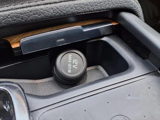 used 2022 Volvo XC90 car, priced at $35,700