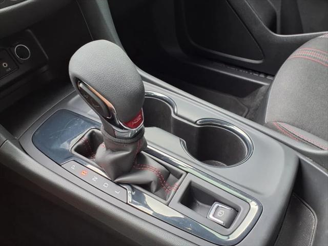 used 2023 Chevrolet Equinox car, priced at $28,700