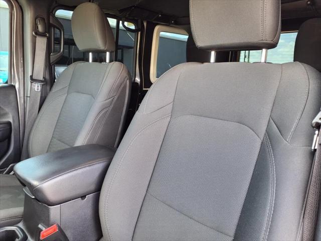 used 2020 Jeep Wrangler Unlimited car, priced at $27,200