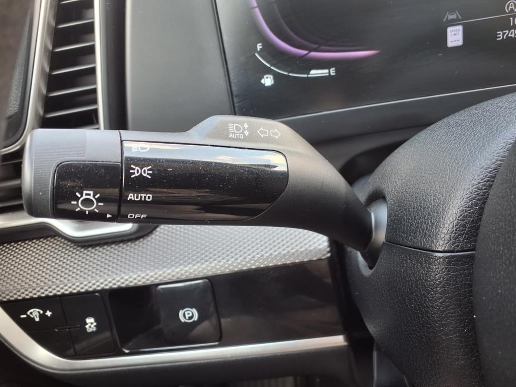used 2024 Kia Sportage car, priced at $25,400