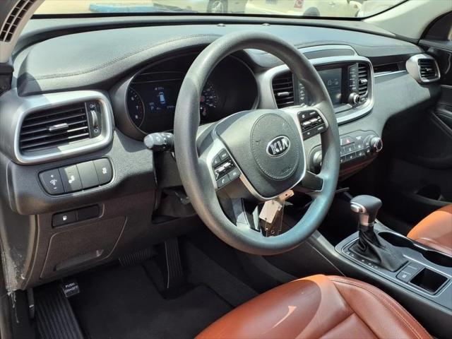 used 2020 Kia Sorento car, priced at $15,600