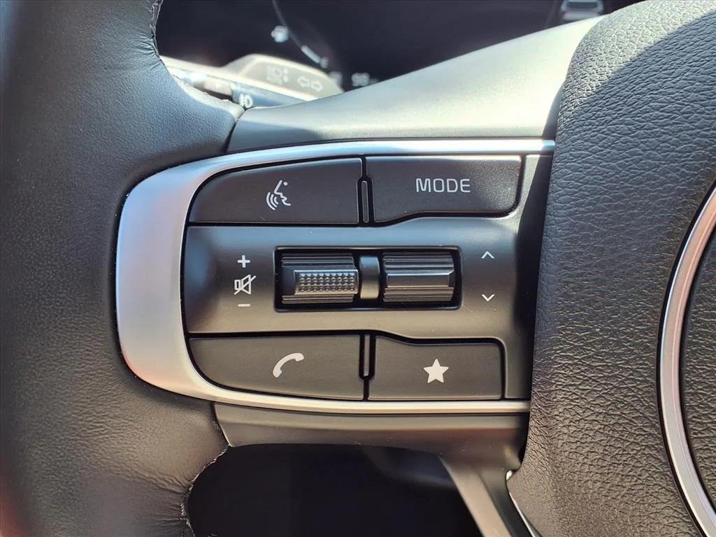 used 2025 Kia Sportage car, priced at $34,900