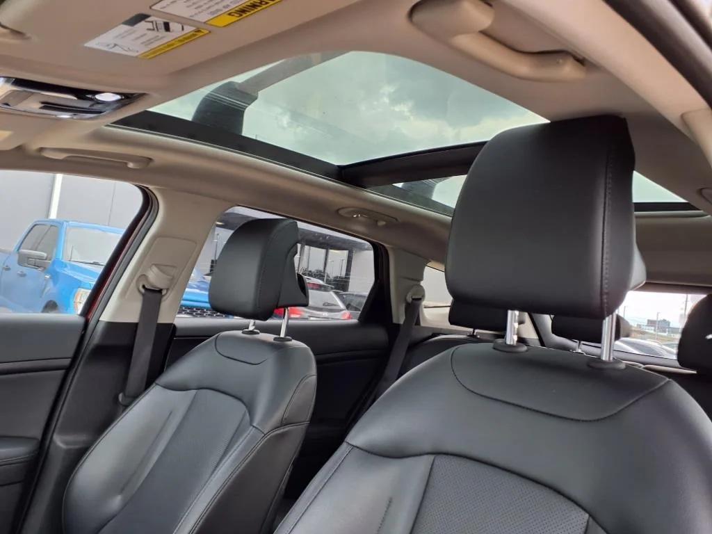 used 2025 Kia Sportage car, priced at $31,700