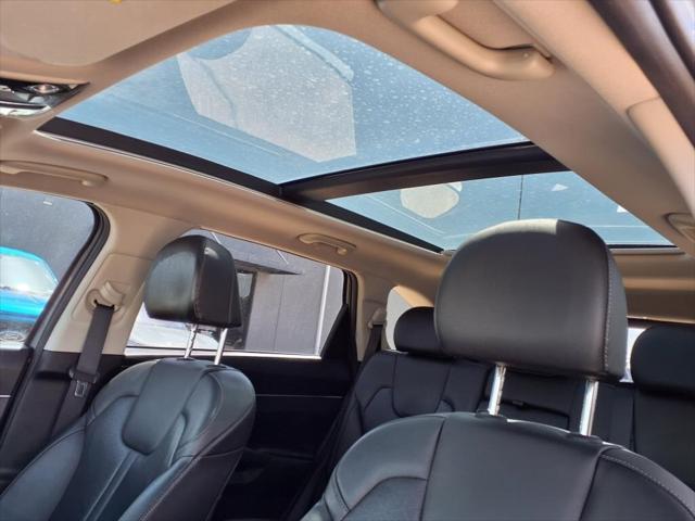 used 2022 Kia Sorento car, priced at $26,400