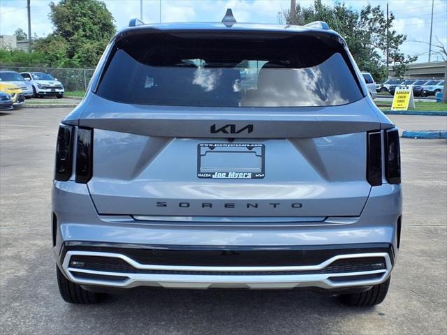 used 2022 Kia Sorento car, priced at $26,400