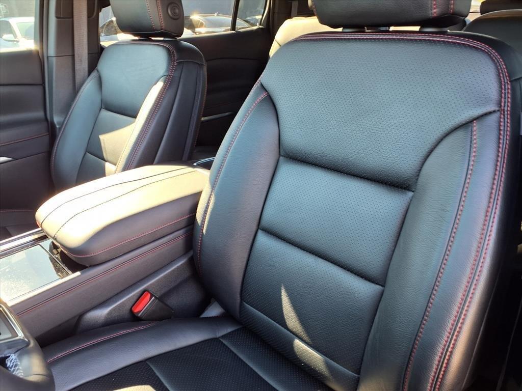 used 2024 Chevrolet Traverse car, priced at $47,700