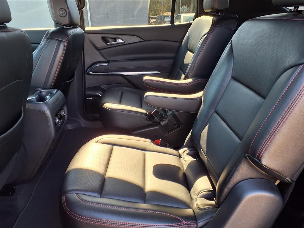 used 2024 Chevrolet Traverse car, priced at $47,700