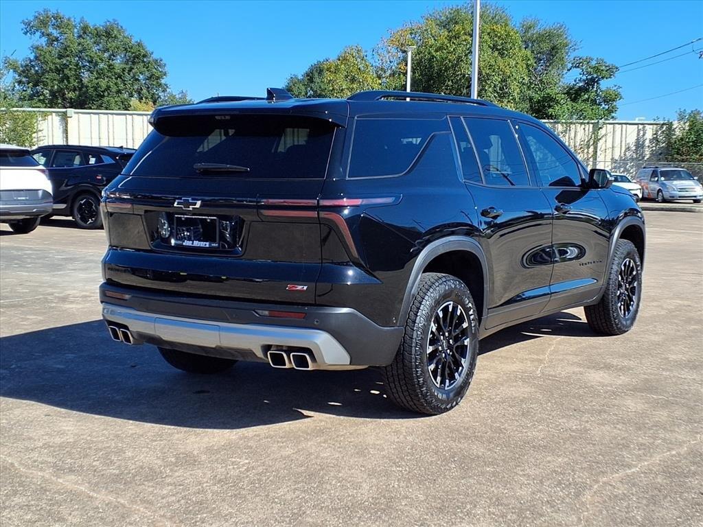 used 2024 Chevrolet Traverse car, priced at $47,700