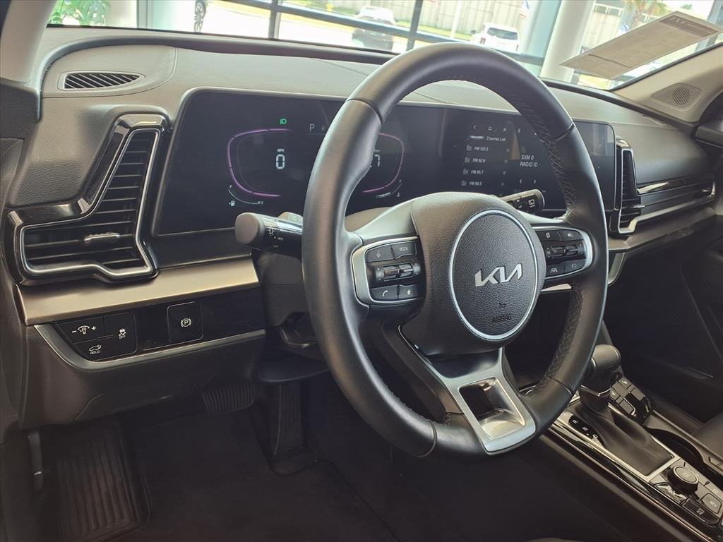 used 2025 Kia Sportage car, priced at $30,900