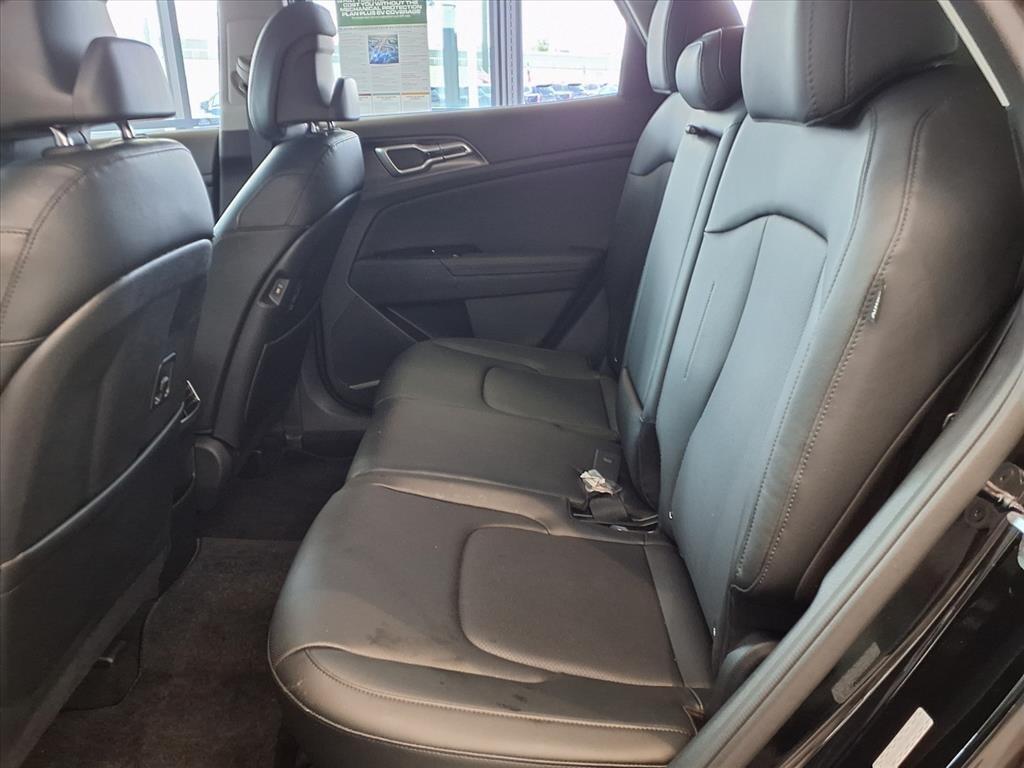used 2025 Kia Sportage car, priced at $30,900