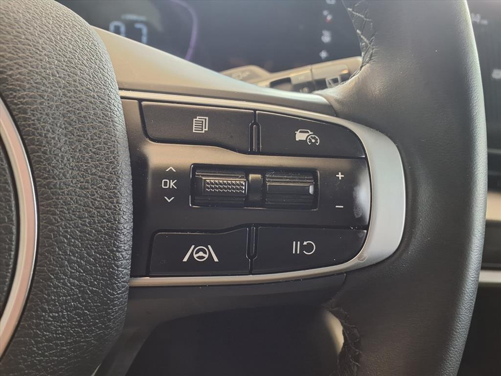 used 2025 Kia Sportage car, priced at $30,900