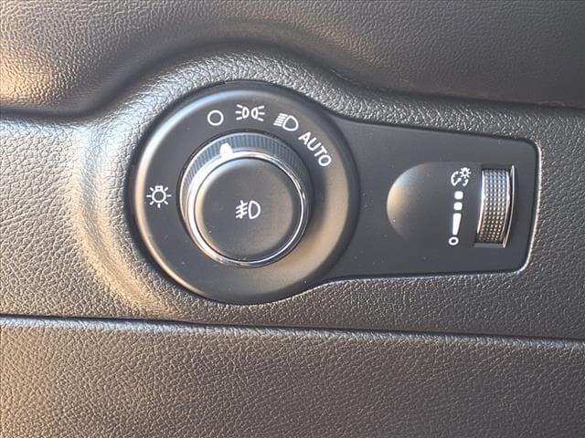 used 2023 Dodge Durango car, priced at $28,300
