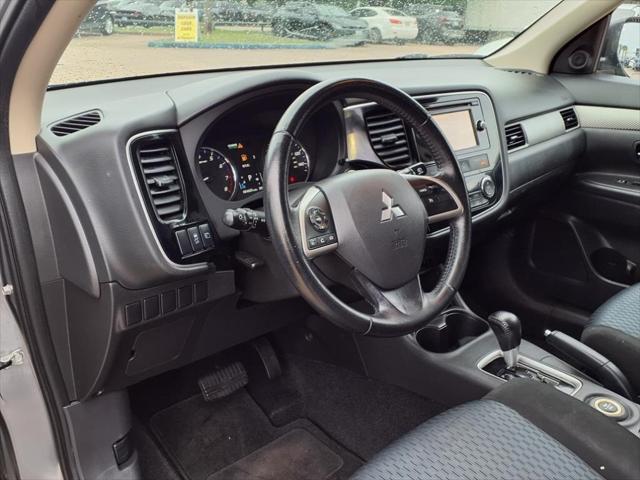 used 2014 Mitsubishi Outlander car, priced at $11,900