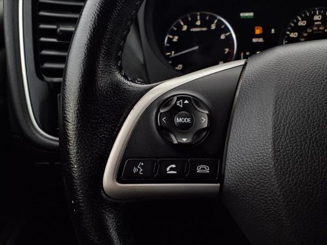 used 2014 Mitsubishi Outlander car, priced at $11,900