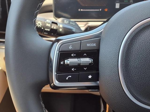used 2025 Kia Sorento car, priced at $39,895
