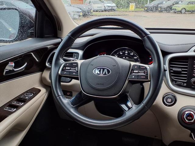 used 2019 Kia Sorento car, priced at $16,900