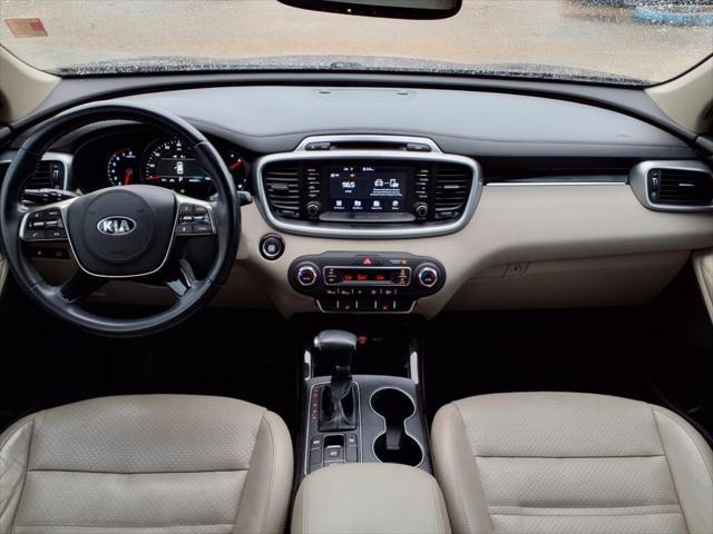 used 2019 Kia Sorento car, priced at $16,900