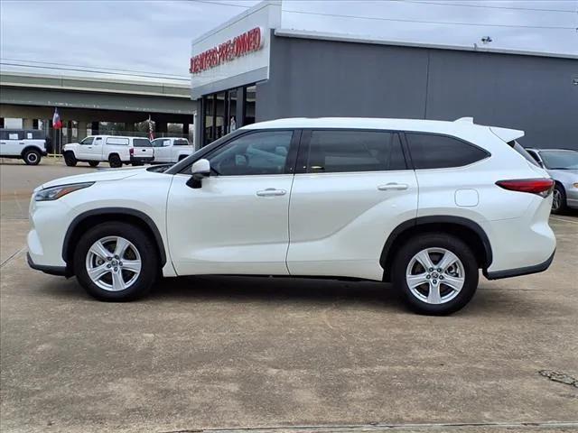 used 2020 Toyota Highlander car, priced at $26,800