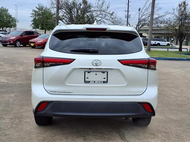 used 2020 Toyota Highlander car, priced at $26,800