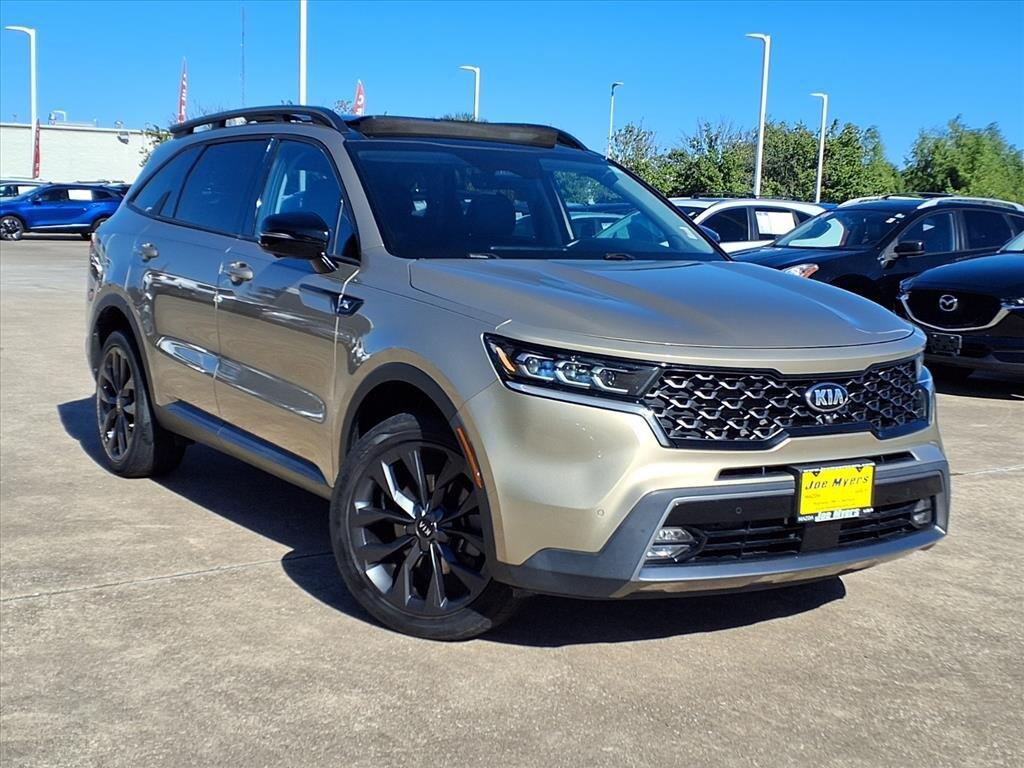 used 2021 Kia Sorento car, priced at $26,900