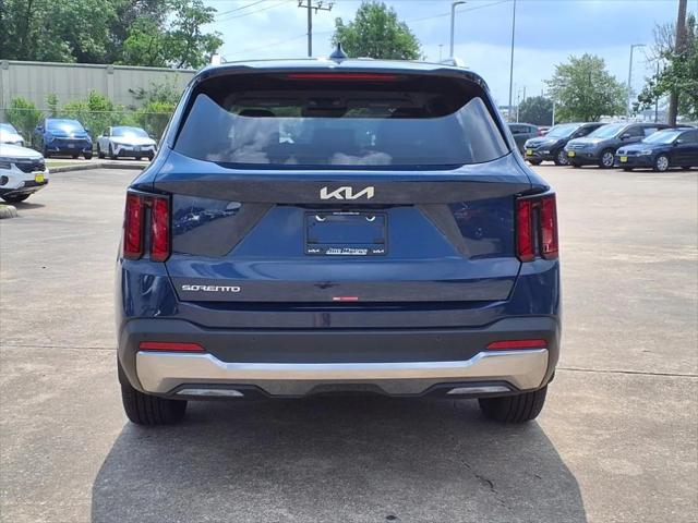 used 2025 Kia Sorento car, priced at $37,800