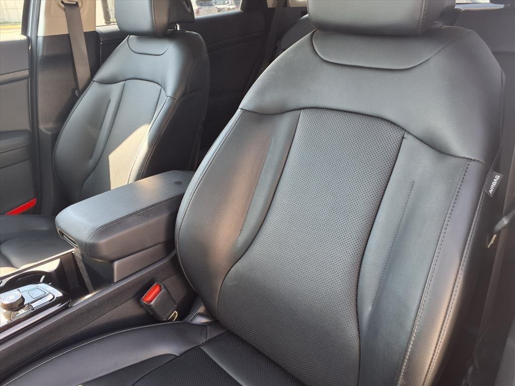 used 2025 Kia Sportage car, priced at $28,900