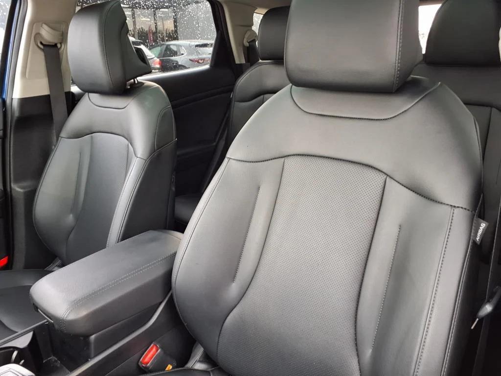 used 2025 Kia Sportage car, priced at $29,900