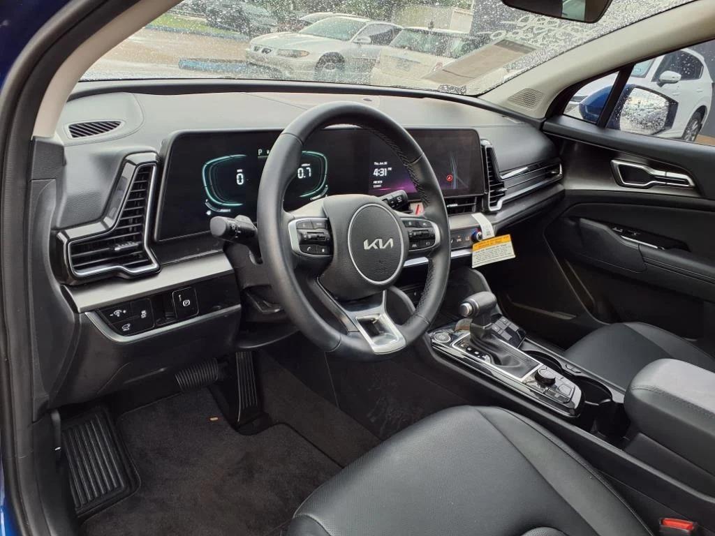 used 2025 Kia Sportage car, priced at $29,900