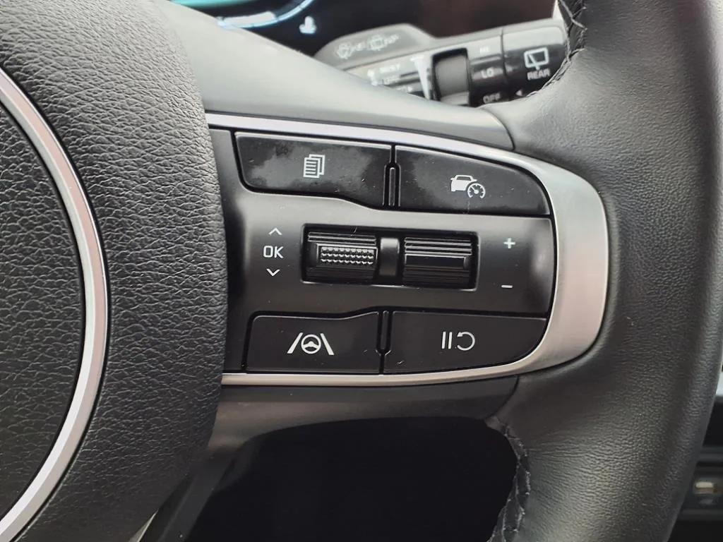 used 2025 Kia Sportage car, priced at $29,900
