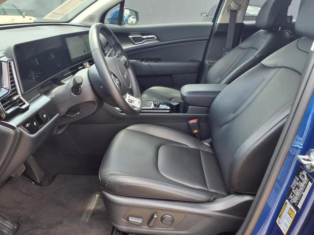 used 2025 Kia Sportage car, priced at $29,900