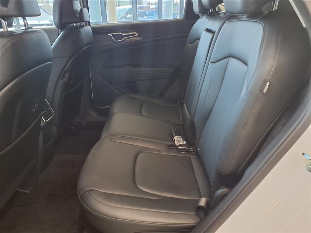 used 2025 Kia Sportage car, priced at $28,700